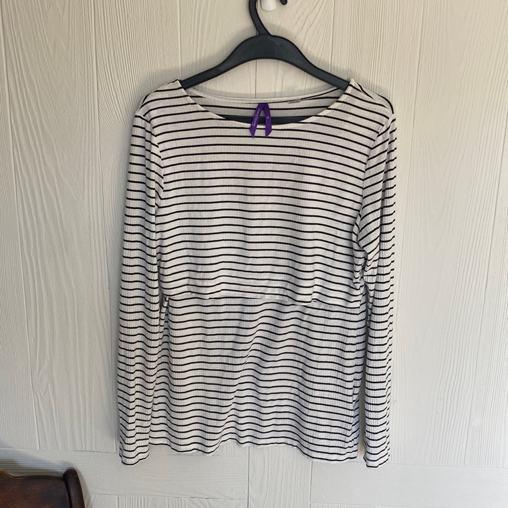 Seraphine nursing shirt